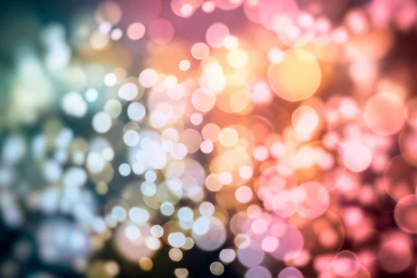 Fondo festivo con bokeh natural y luces doradas brillantes. —  Fotos de Stock