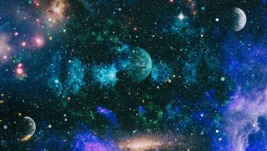 Galaksi yaratıcı arka plan. Yıldız tarlası yıldız tozu ve bulutsu uzayı. bulutsu, yıldız tozu ve parlak parlayan yıldız ile arka plan. Nasa tarafından döşenmiş bu görüntünün elemanları.