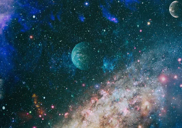 Неб'юла і галактики у космосі. Планета і Галактика - елементи цього зображення, обгорнуті НАСА — стокове фото