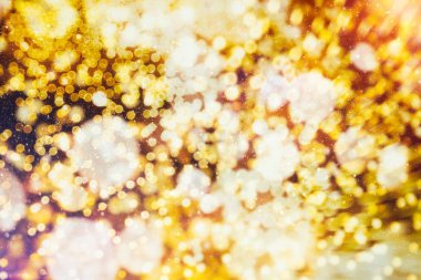 Soyut parlak ışıklar ve yıldız. Festival mavi ve beyaz köpüklü vintage arka planını renklendirin