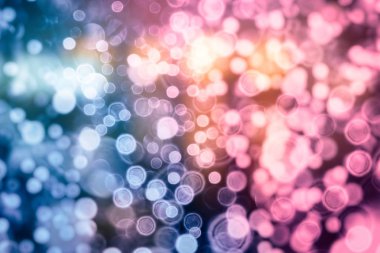 Doğal bokeh ve parlak altın ışıklarla renklendirici arka planı olan klasik Sihirli Arkaplan.