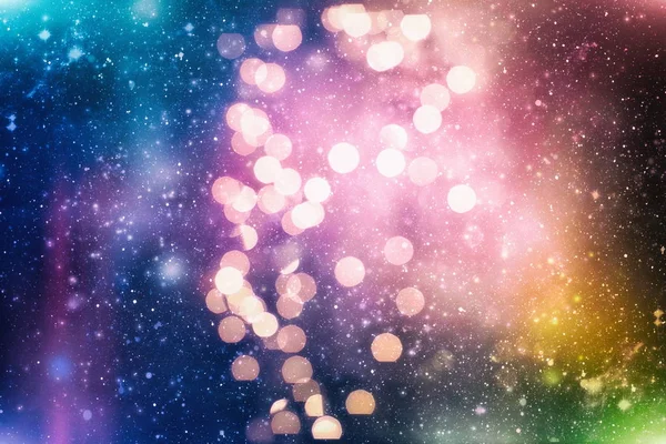 Fundo de luz de Natal. Fundo brilhante de férias. Contexto desfocado com estrelas cintilantes. Bokeh desfocado. — Fotografia de Stock