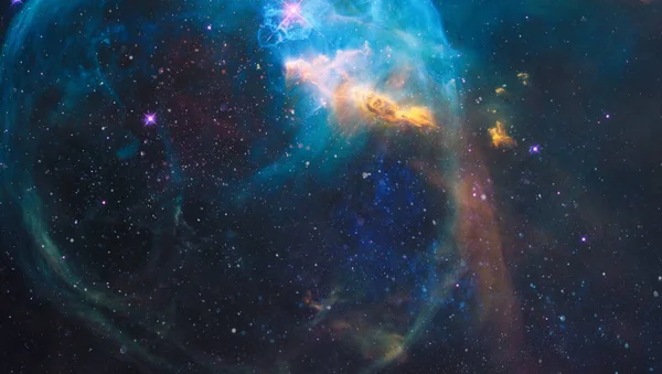宇宙的背景。 星团和星云- -太空中的云团。 摘要天文星系、星尘和明亮闪亮的恒星. Nasa提供的图片元素. — 图库照片
