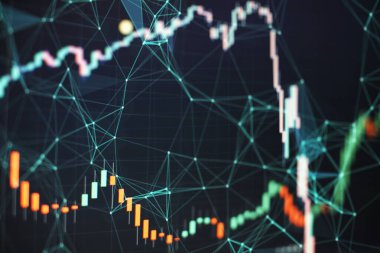 Bilgi tabloları üzerinde iş analizi. İşadamı, Altın Piyasası, Eski Pazar ve Ticaret Piyasası için yatırım grafikleri analizi üzerinde çalışıyor.