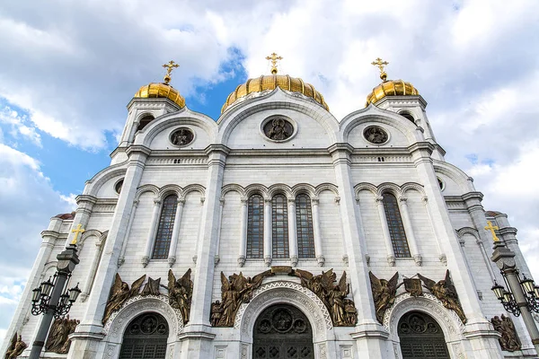 La catedral de Cristo el salvador en Moscú, Rusia — Foto de Stock