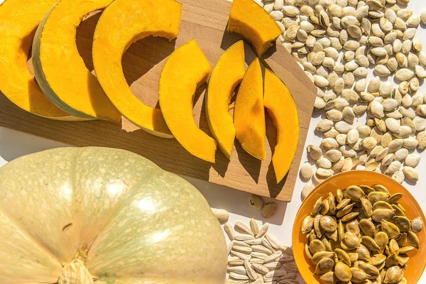 Toasted Pumpkin Seeds Raw Seeds Pumpkin White Table — Stock Photo, Image