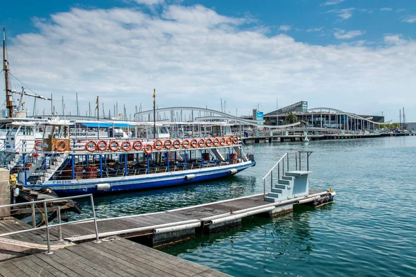 Panoramik liman Barcelona, İspanya - 16 Mayıs 2018.