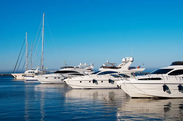 Parking Marin Bateaux Yachts — Photo