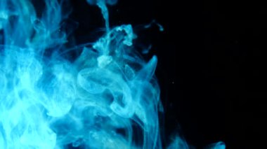 mavi parlak mürekkep soyut bulut oluşturma su