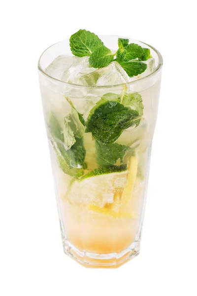 Mojito Cocktail Met Limoen Munt Geïsoleerd Witte Achtergrond — Stockfoto