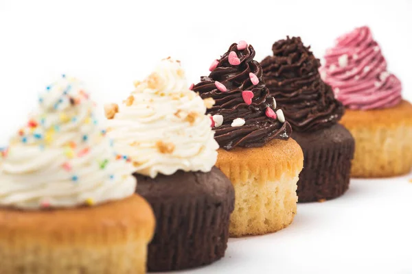 Smakelijke Dessert Taarten Geïsoleerd Witte Achtergrond — Stockfoto
