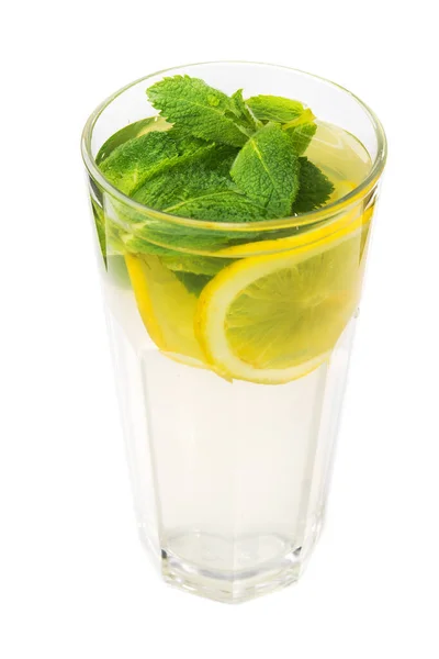 Heerlijke Sappige Limonade Met Munt Geïsoleerd Witte Achtergrond — Stockfoto