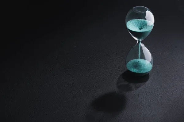 Sandglass Hourglass Sand Time Running Out Speed Decision Making Business — Stock Photo, Image