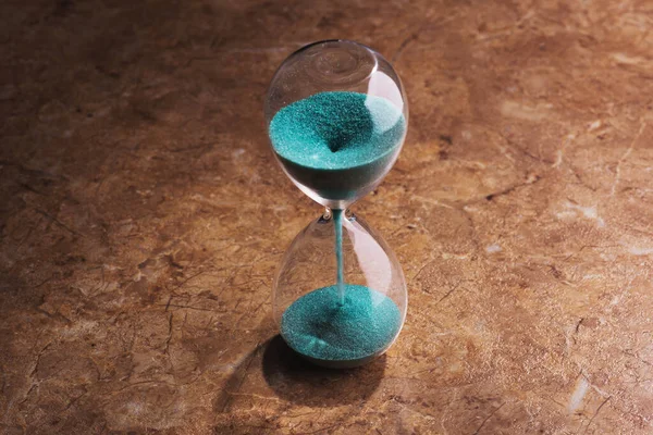 Sandglas Timglas Med Sand Tiden Rinner Snabbt Beslutsfattande Näringslivet — Stockfoto
