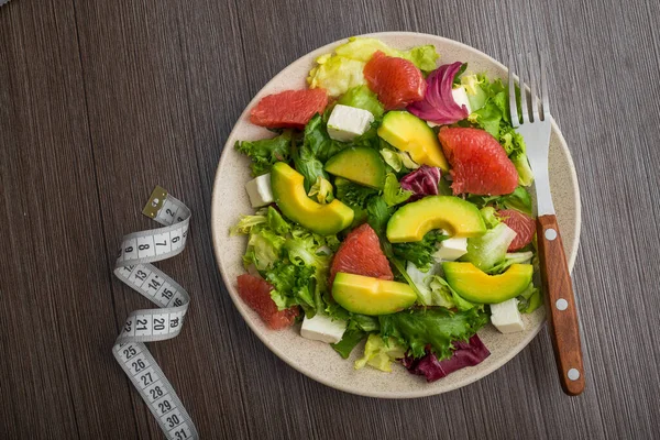 Gezonde Voeding Met Groenten Fruit Salade Houten Tafel Bovenaanzicht — Stockfoto