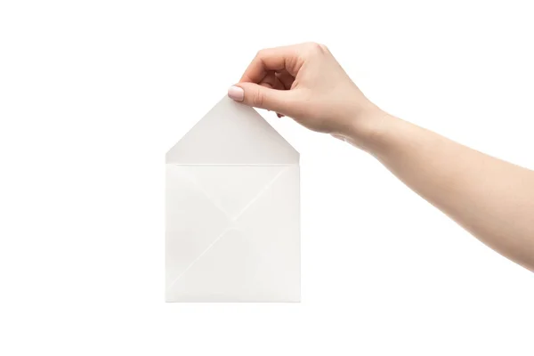 Een Vrouwelijke Handen Houden Mail Envelop Geïsoleerd Een Witte Achtergrond — Stockfoto