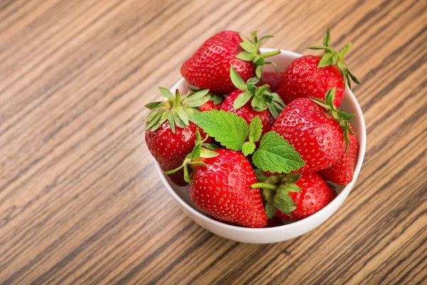 Fresh Red Strawberry Bowl Table Sweet Summer Dessert Background — Stock Photo, Image