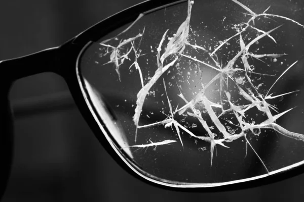 Närbild Trasiga Svarta Glasögon Konsistens — Stockfoto