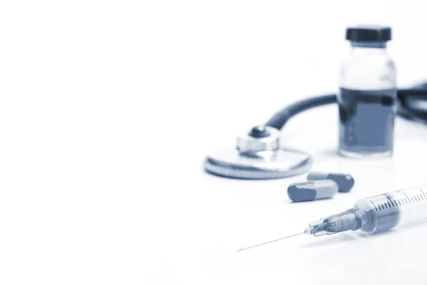 Stethoscope Ampule Red Medicine Syringe Pills Isolated White Background Treatment — Stock Photo, Image