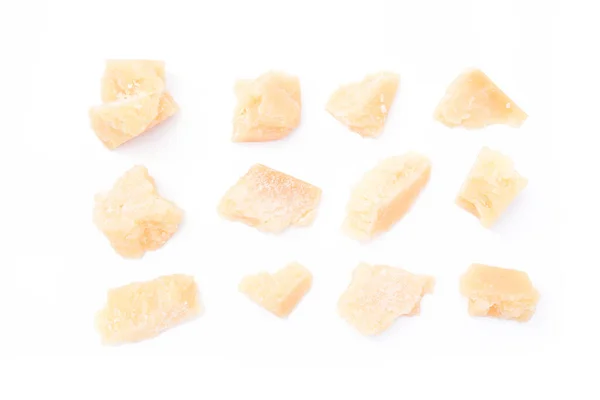 Parmesan Käsestücke Isoliert Auf Weißem Hintergrund Ansicht Von Oben — Stockfoto