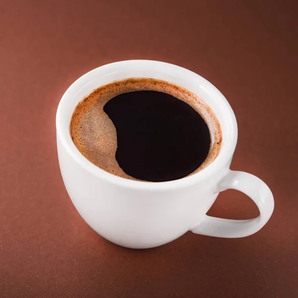 Zbliżenie Filiżanki Kawy Brązowym Tle Koloru — Zdjęcie stockowe