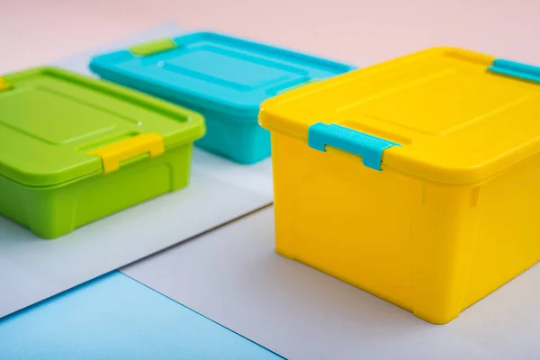 Plastic Container Doos Een Pastel Kleur Achtergrond — Stockfoto