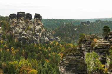 Bastei kayalık arazisi, Sakson 'daki Bastei dağı, Sakson dağı.