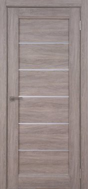 Bir kolu ile ahşap kapılar.