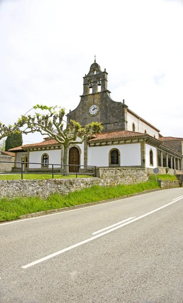 San Esteban Leces Uur Mei 2016 Prinsdom Asturië Asturias Spanje — Stockfoto