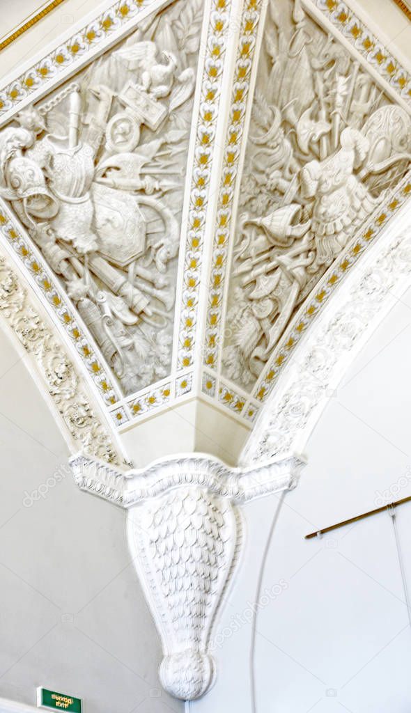 Roof detail of the interior of the Hermitage in St. Petersburg from the river Neva, 17; 30 p.m .: August 16, 2.017; Russia