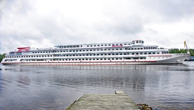 Vista de Mandrogi, Rusya