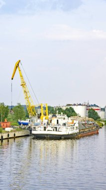 Rusya'da gezinilebilir nehir; Saat 18:30'da .; 15 Temmuz 2015; Rusya