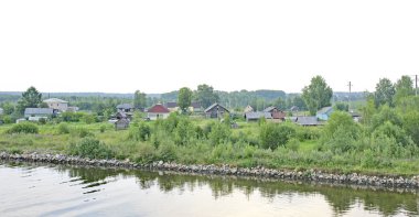 Rusya'da gezinilebilir nehir; Saat 18:30'da .; 15 Temmuz 2015; Rusya