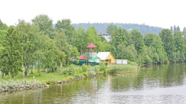 Rusya'da gezinilebilir nehir; Saat 18:30'da .; 15 Temmuz 2015; Rusya