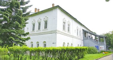 Yaroslavl, kiliseler, parklar ve bahçeler; 17:35 de .; 18 Temmuz 2015; Rusya