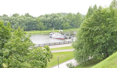 Yaroslavl, kiliseler, parklar ve bahçeler; 17:35 de .; 18 Temmuz 2015; Rusya