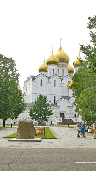 雅罗斯拉夫尔 公园和花园 下午17 2015年7月18日 俄罗斯 — 图库照片