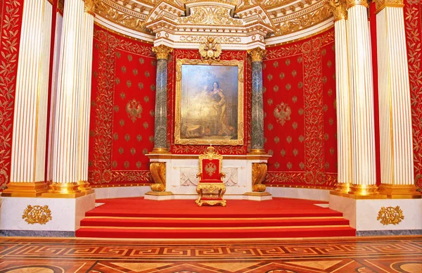 St. Petersburg'daki Hermitage Müzesi'nin ayrıntıları; 16:10 p.m .; 21 Ağustos 2015; Rusya