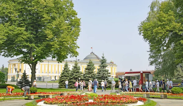 크렘린 모스크바 러시아의 정원과 건물의 — 스톡 사진