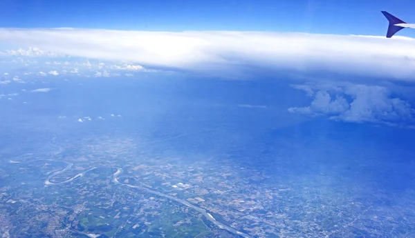 Moskova Rusya Üzerinde Bir Ticari Uçaktan Havadan Görünümü — Stok fotoğraf
