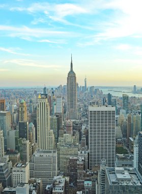 New York'un binaları ve gökdelenleri; 18:55 p.m .; 14 Temmuz 2015; New York, Amerika Birleşik Devletleri