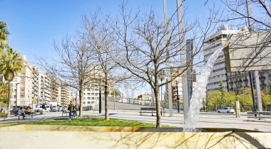 Barselona, Catalunya, İspanya, Avrupa'daki Plaza de Lesseps'te heykeller, çeşme ve süslemeler