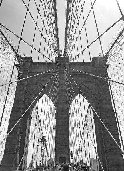 View of New York with bridge; 12:35 p.m .; June 14, 2014; USA.