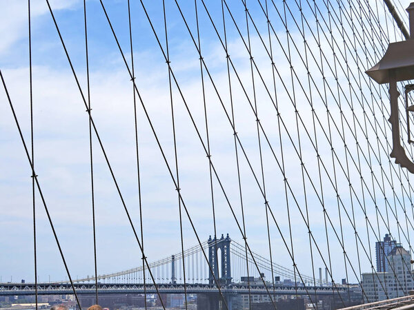 Brooklyn Bridge, Manhattan, 12:45 p.m .; July 14, 2015; New York, USA