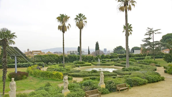バルセロナ カタルーニャ スペイン ヨーロッパのカン セントメナトの庭園 — ストック写真