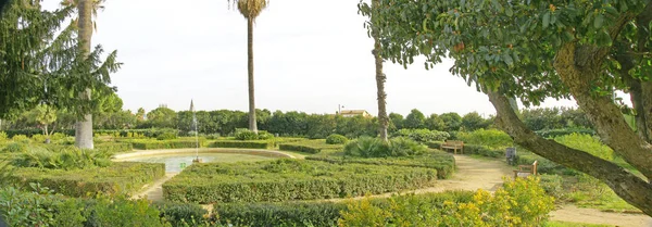 Barselona,Catalunya, İspanya, Avrupa'da Can Sentmenat Bahçeleri