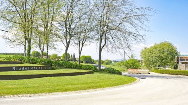 Riudellots de la Selva 'daki tarlalar La Selva, Girona, 16: 55' te. ; 16 Ağustos 2016; Katalunya, İspanya, Avrupa