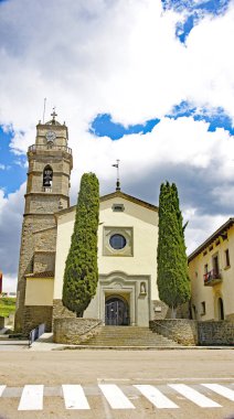 Santa Mara de Corco Kilisesi, Osona bölgesinde, öğlen 12: 35. ; 16 Ağustos 2016; Barselona, Katalunya, İspanya, Avrupa