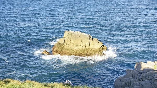 Rocas Acantilados Paisaje Cantábrico Mayo 2015 Principado Asturias Asturias España —  Fotos de Stock