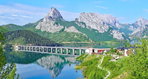 Riao Riano 12H30 Mai 2018 Paysage Province Len Picos Europa — Photo